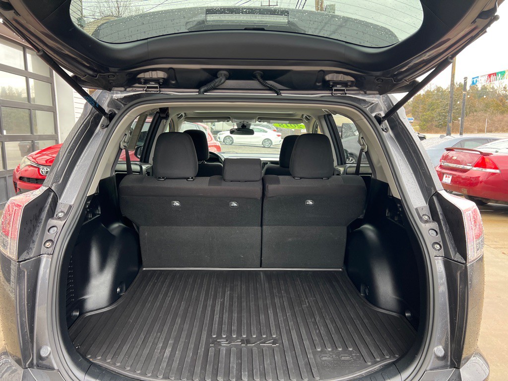 2018 Toyota Rav4 Image 28