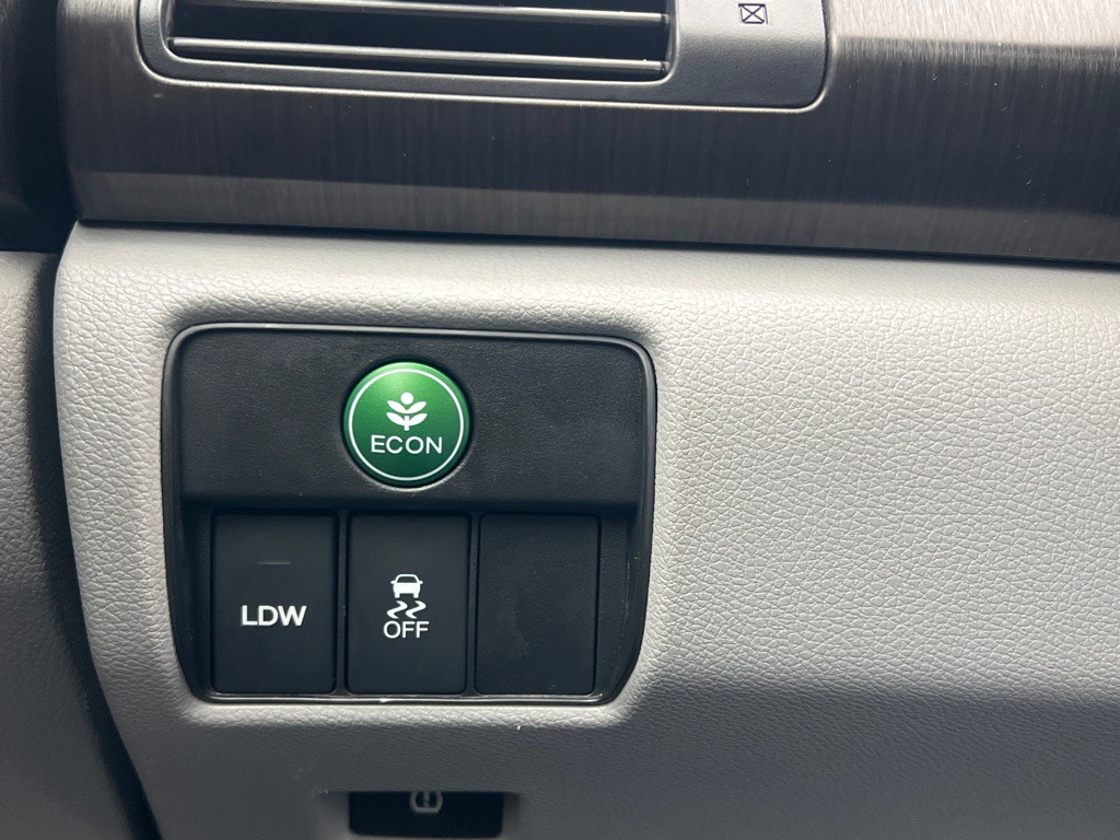 2015 Honda Accord Image 12