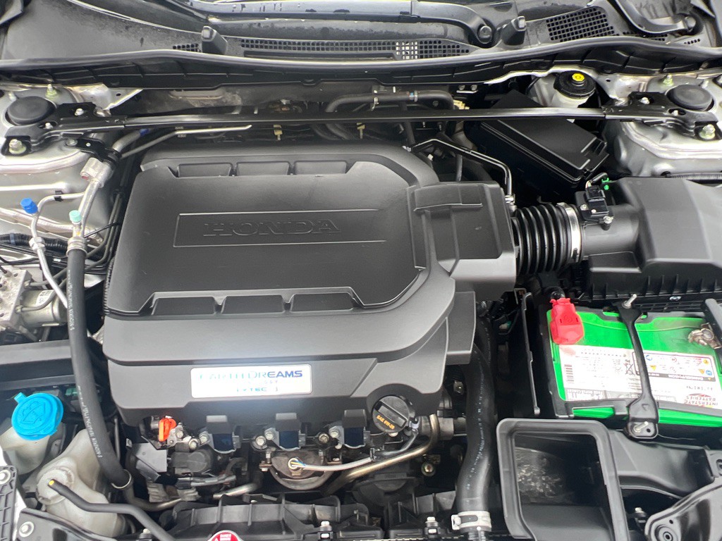 2015 Honda Accord Image 16