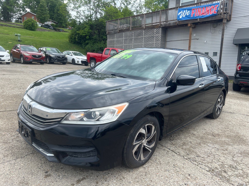2017 Honda Accord Image 1