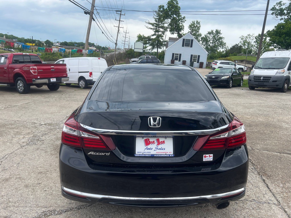 2017 Honda Accord Image 6