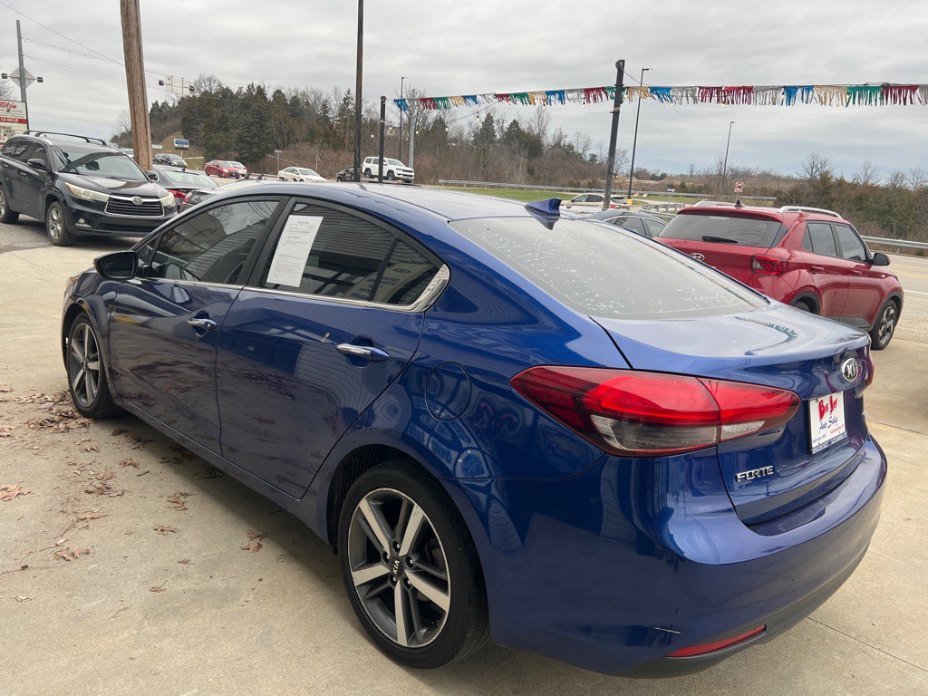 2017 Kia Forte Image 7