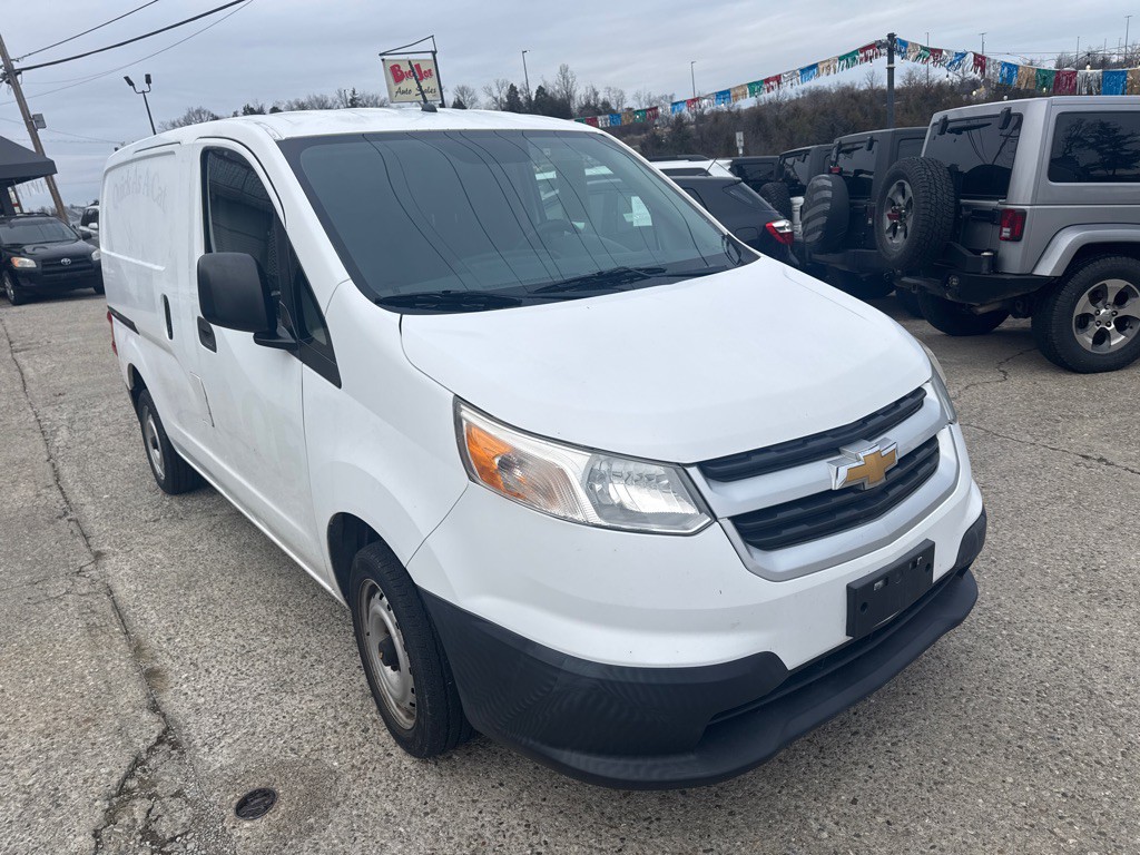 2017 Chevrolet Express Image 2