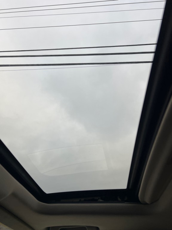 2015 Chevrolet Suburban Image 18