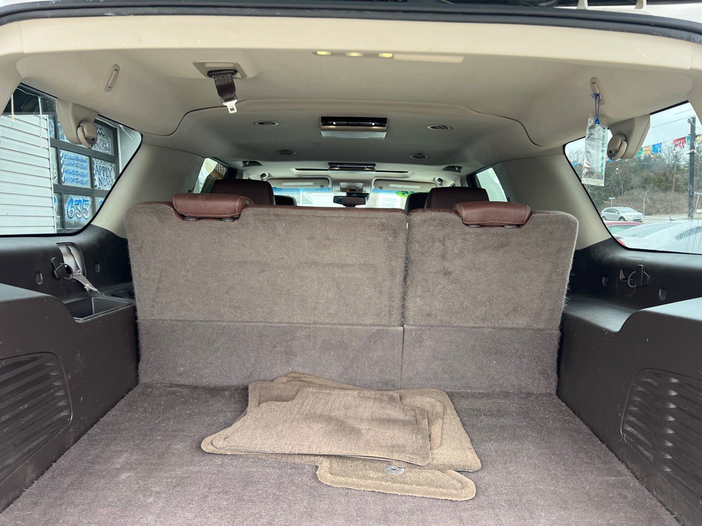 2015 Chevrolet Suburban Image 26