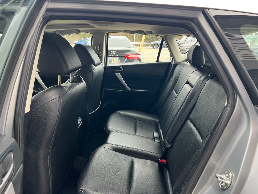 2013 Mazda Mazda3 Image 10