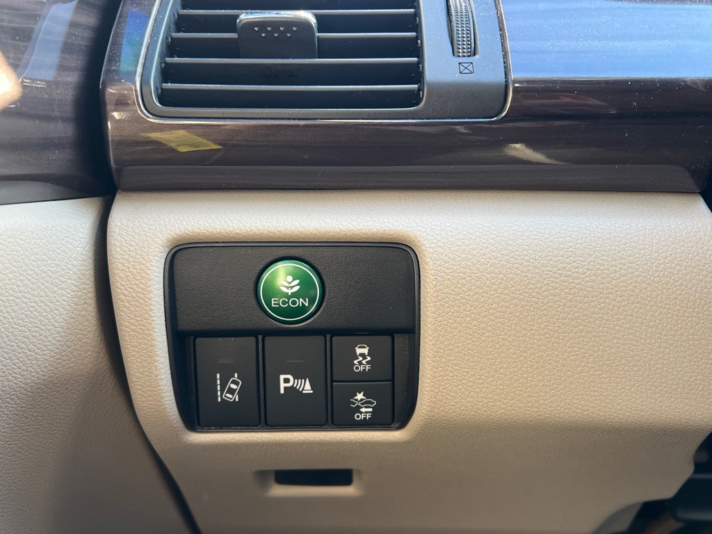 2017 Honda Accord Image 20