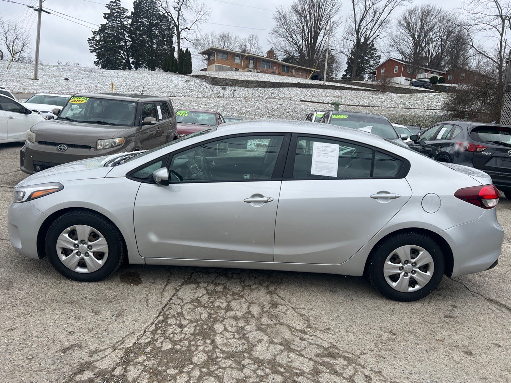 2018 Kia Forte Image 8