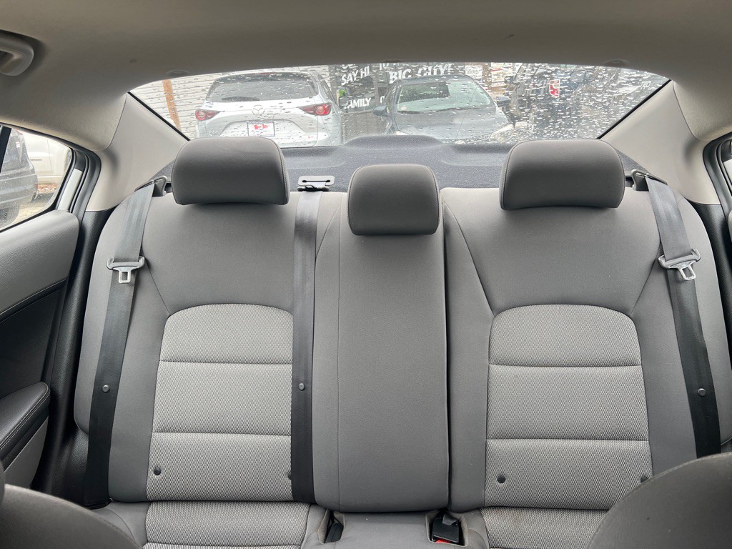 2018 Kia Forte Image 20