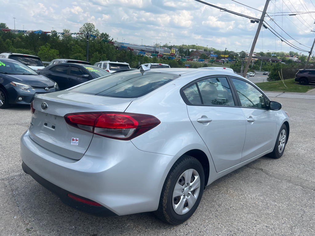 2018 Kia Forte Image 5