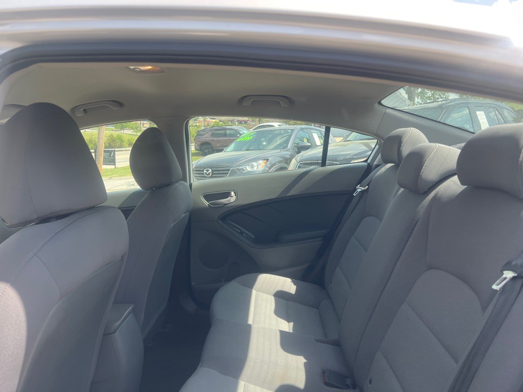 2018 Kia Forte Image 11