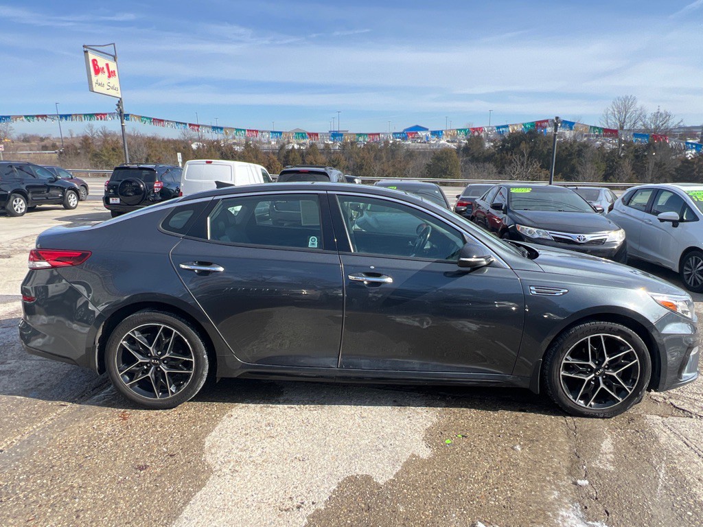 2020 Kia Optima Image 4
