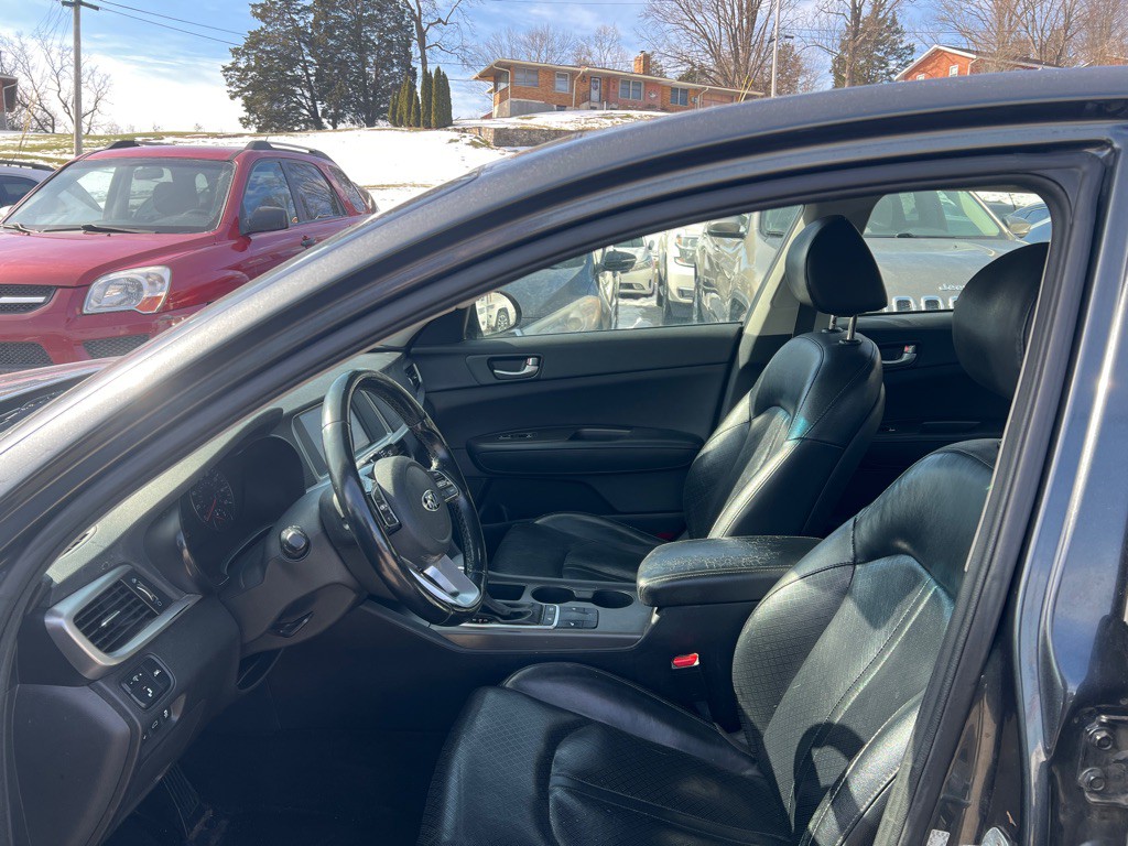 2020 Kia Optima Image 9