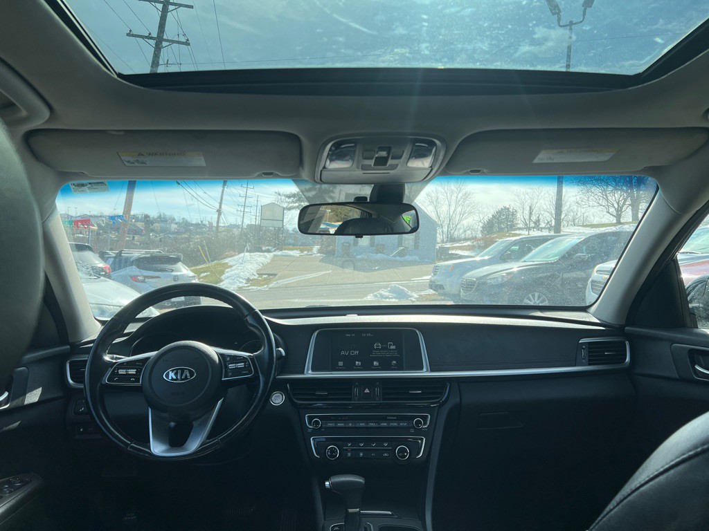 2020 Kia Optima Image 20