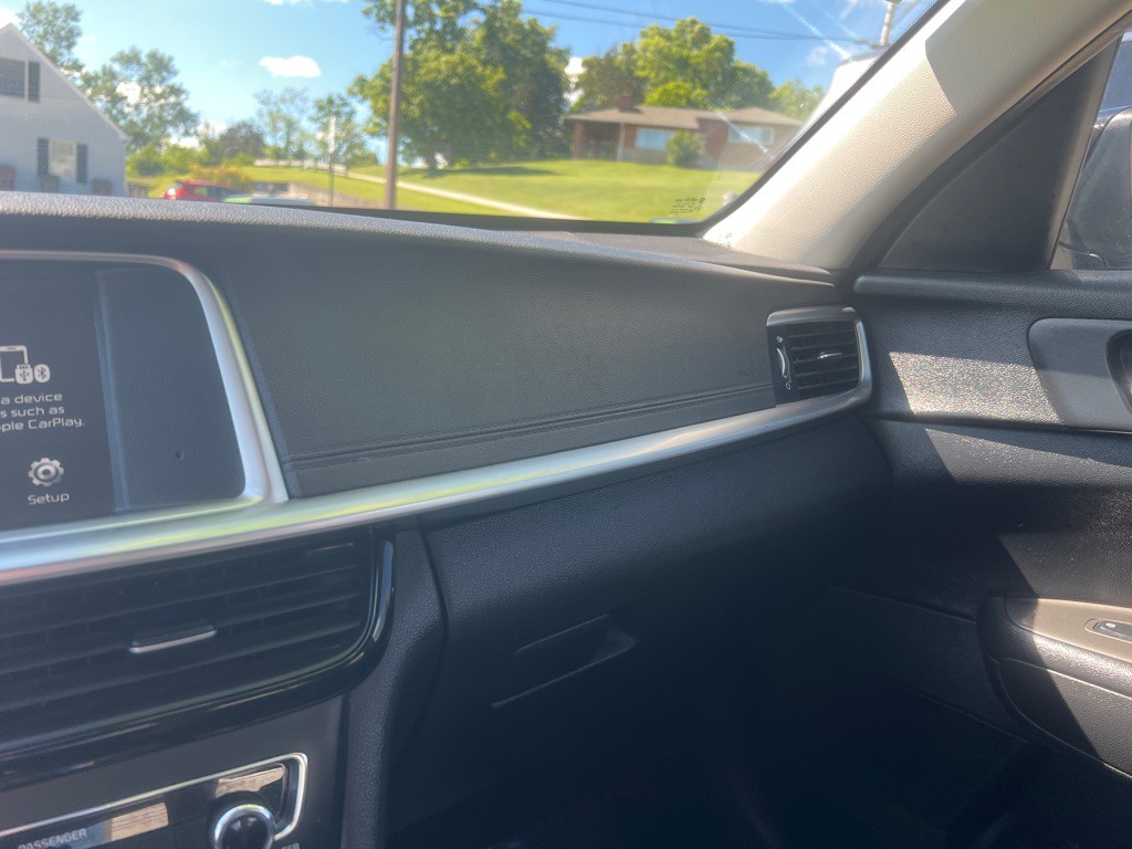 2020 Kia Optima Image 18