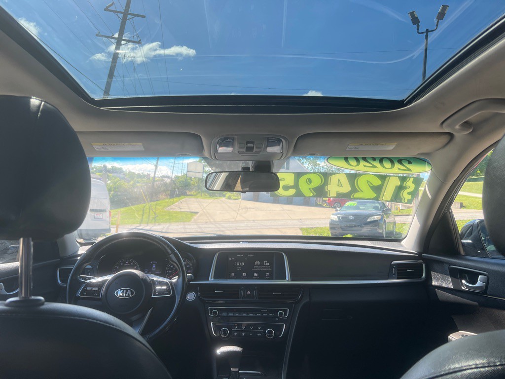 2020 Kia Optima Image 22