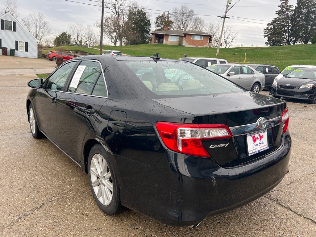 2014 Toyota Camry Image 7