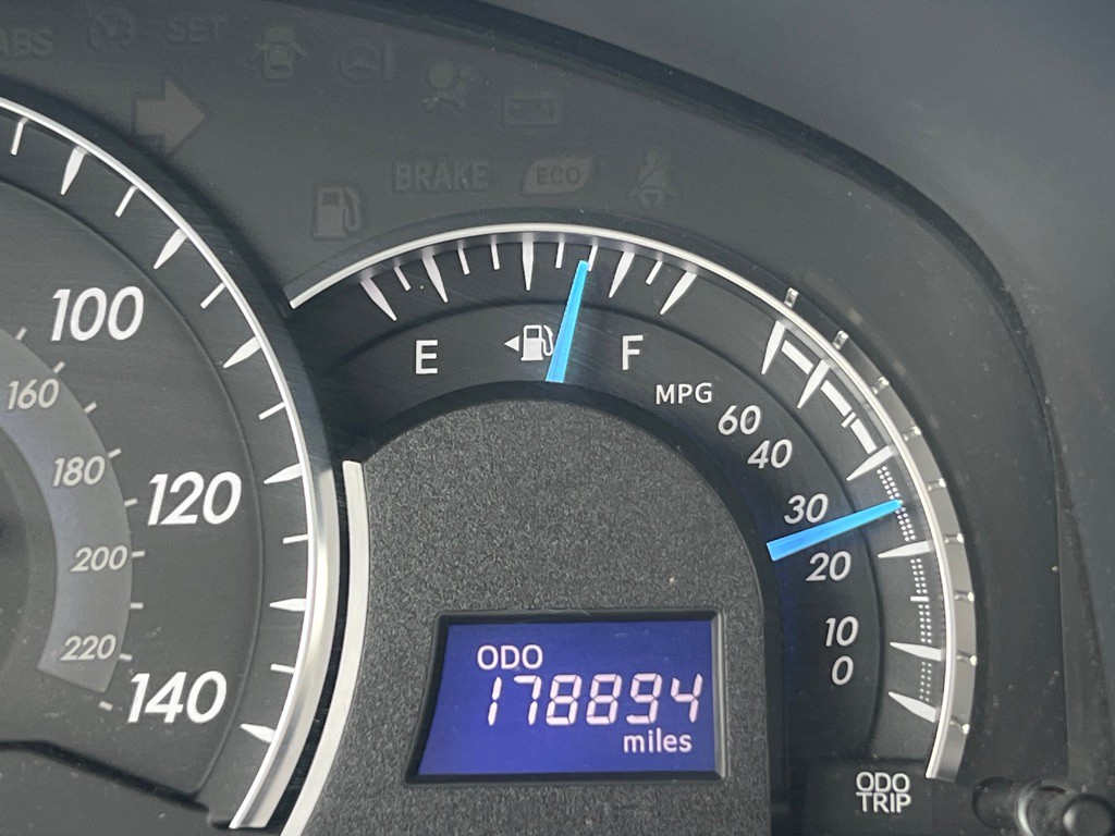 2014 Toyota Camry Image 14