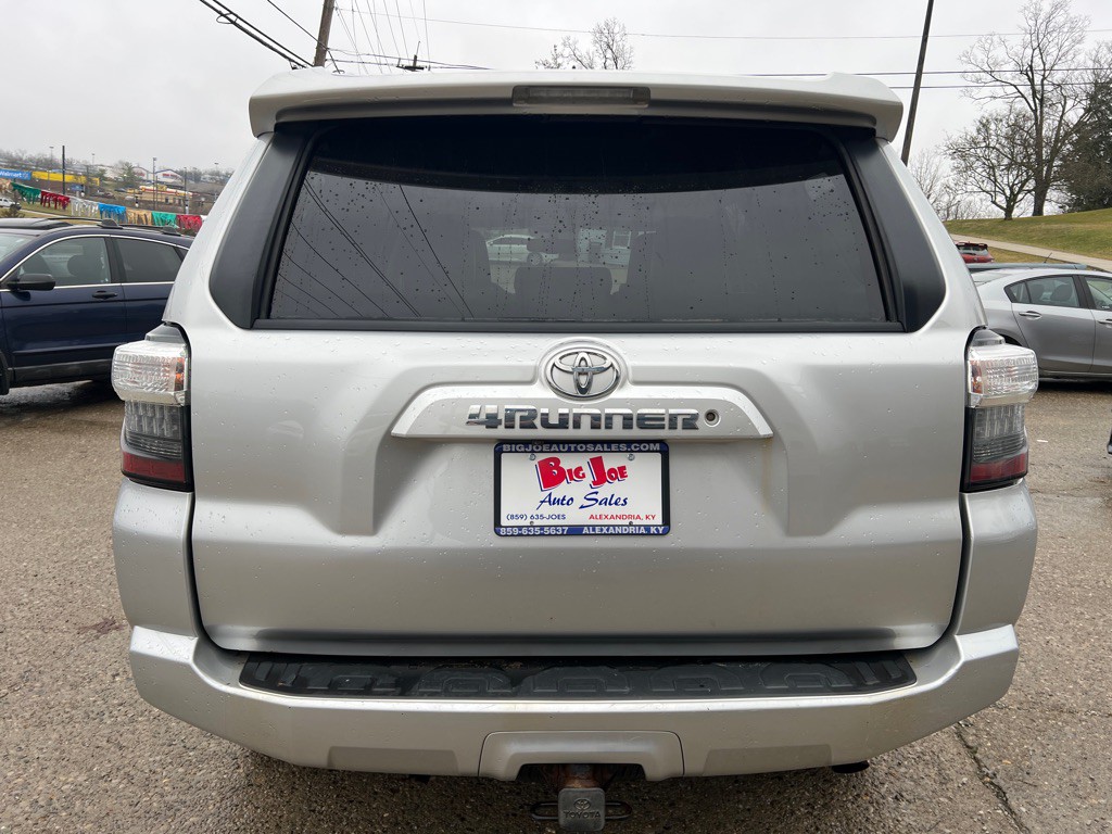 2018 Toyota 4Runner Image 6