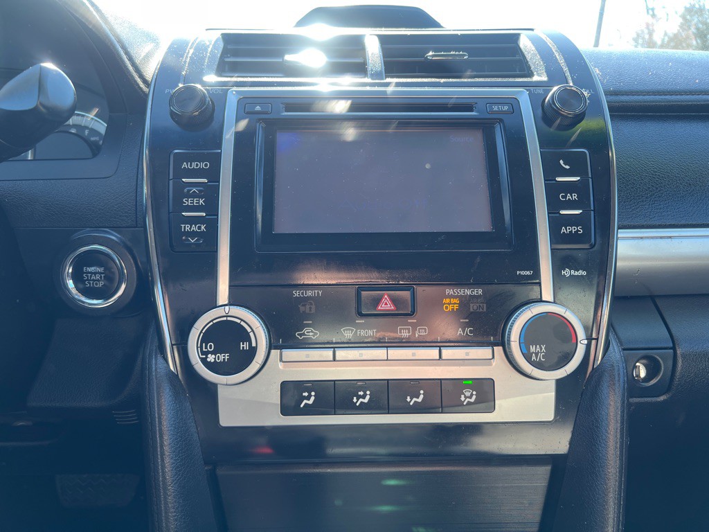 2012 Toyota Camry Image 14