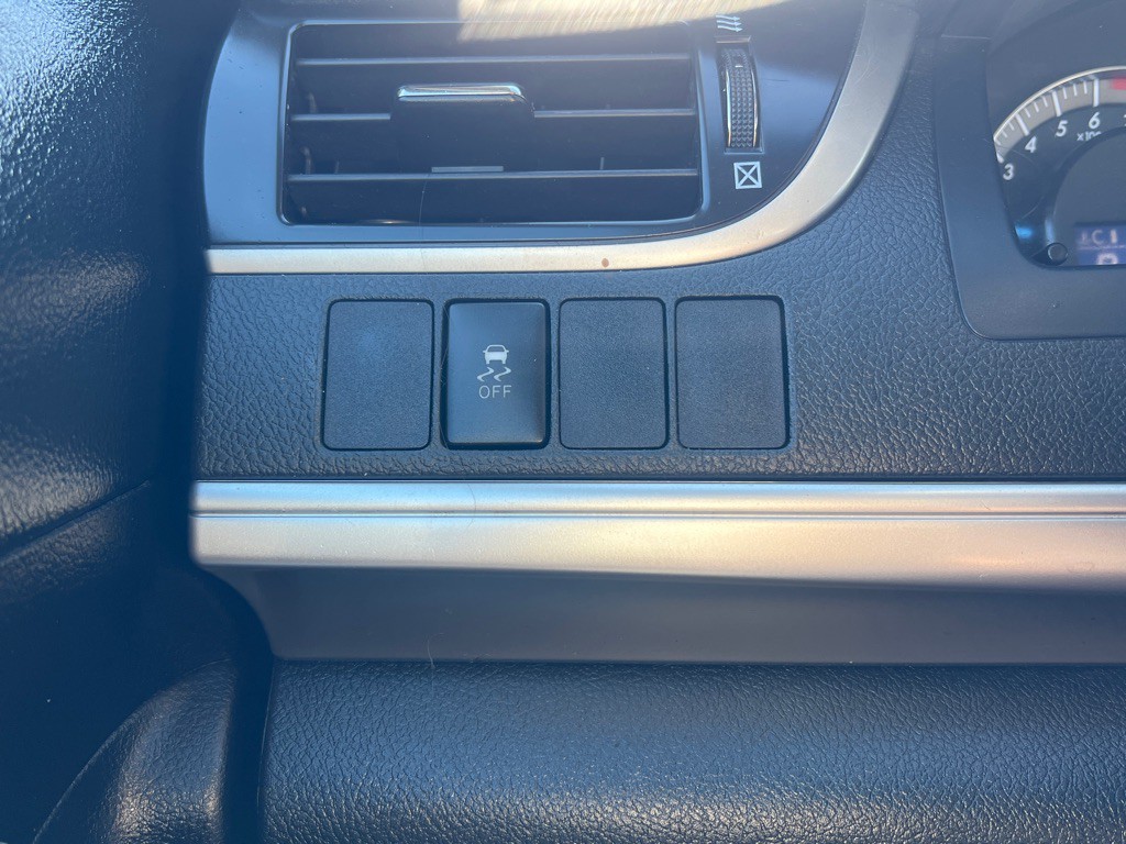 2012 Toyota Camry Image 22