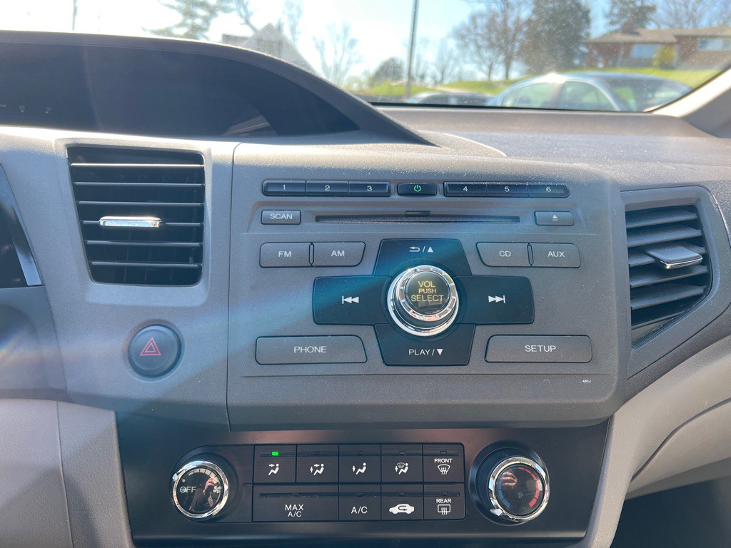 2012 Honda Civic Image 15