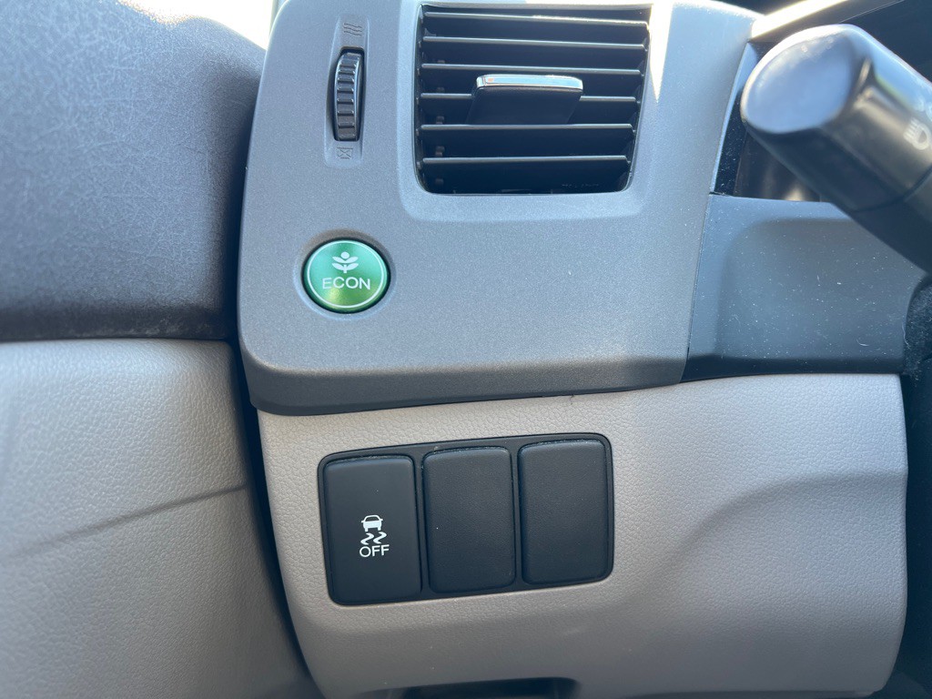 2012 Honda Civic Image 16