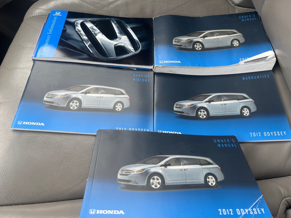2012 Honda Odyssey Image 15