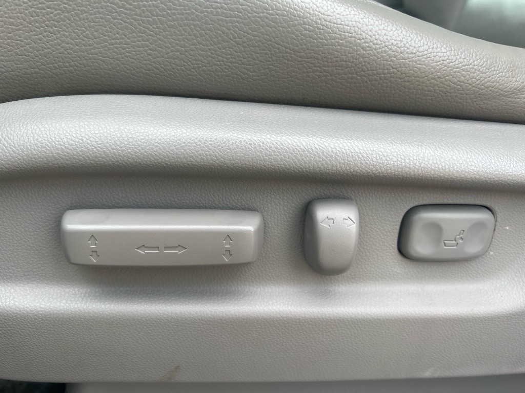 2012 Honda Odyssey Image 18