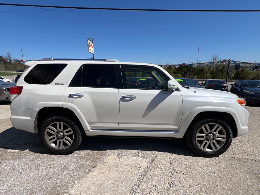 2013 Toyota 4Runner Image 4