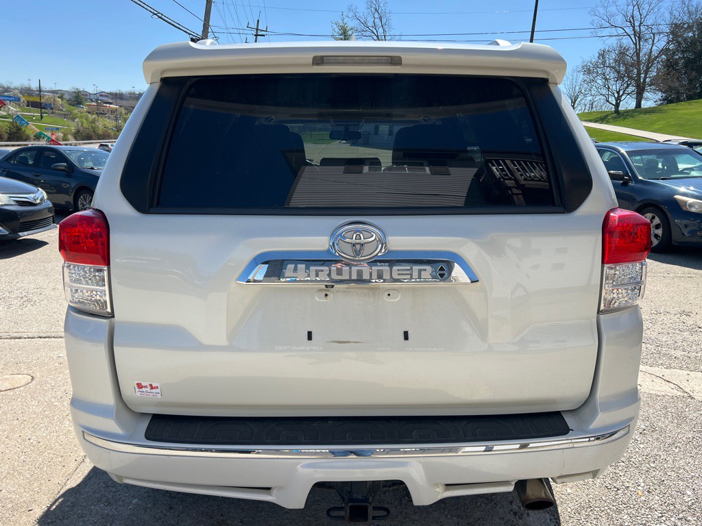 2013 Toyota 4Runner Image 6