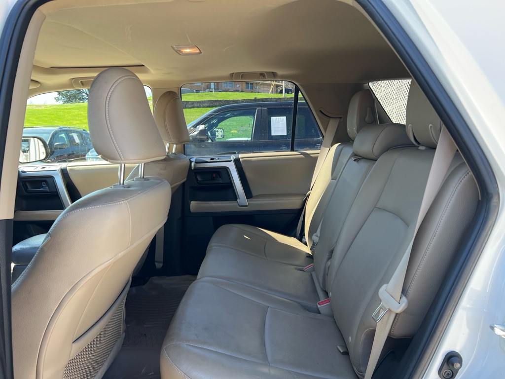 2013 Toyota 4Runner Image 11