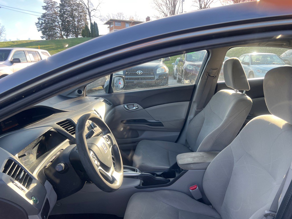 2012 Honda Civic Image 8
