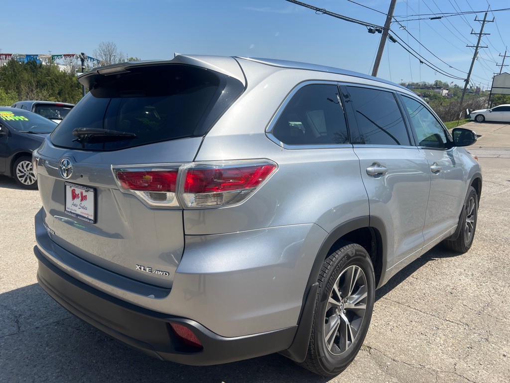2016 Toyota Highlander Image 5