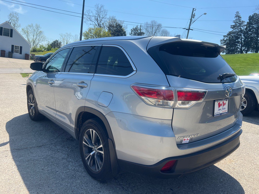 2016 Toyota Highlander Image 7