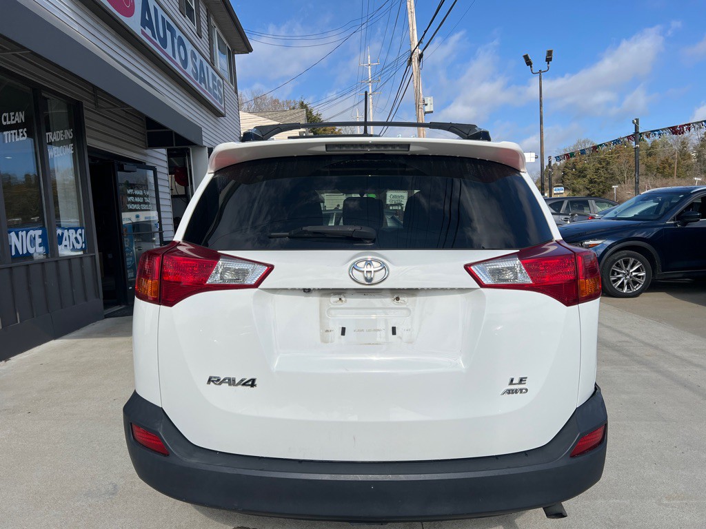 2015 Toyota Rav4 Image 5