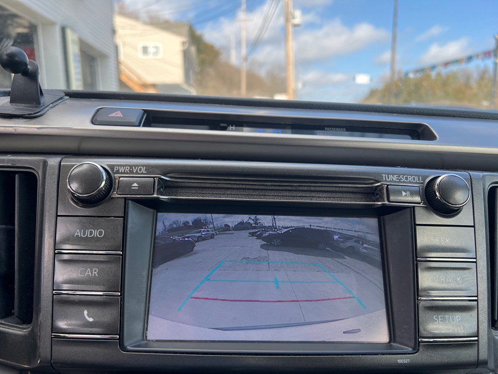 2015 Toyota Rav4 Image 13