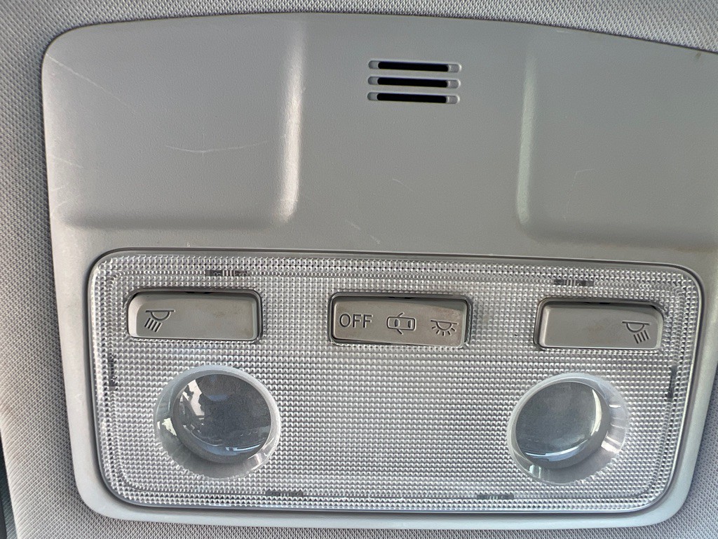 2015 Toyota Rav4 Image 18