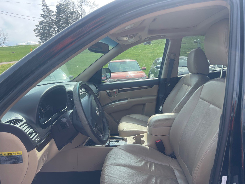 2011 Hyundai Santa Fe Image 9