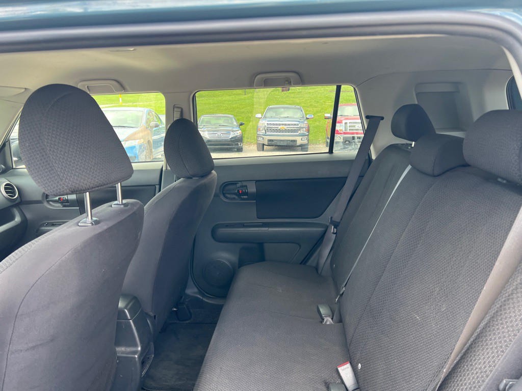 2008 Scion xB Image 11