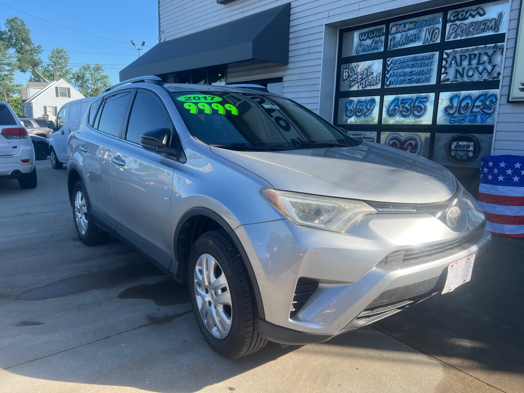 2017 Toyota Rav4 Image 3