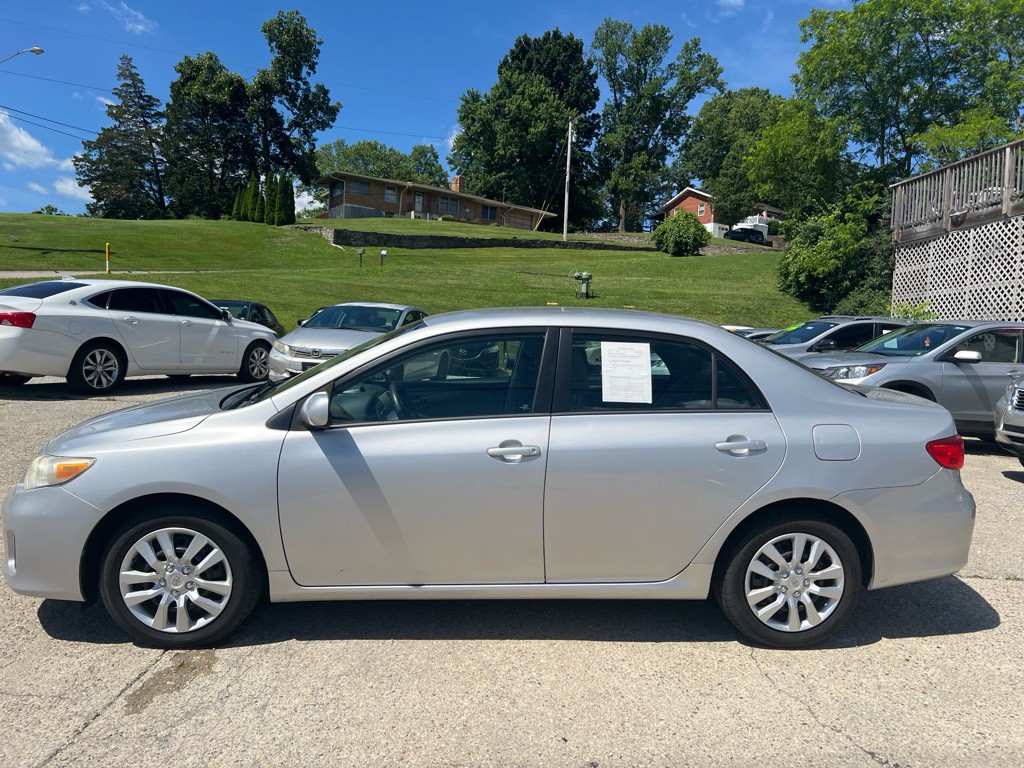 2012 Toyota Corolla Image 5