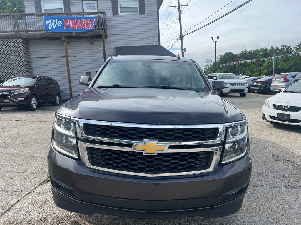 2016 Chevrolet Tahoe Image 2