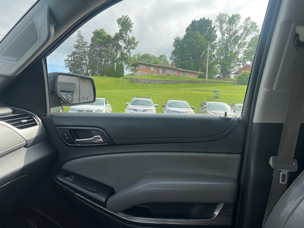 2016 Chevrolet Tahoe Image 13