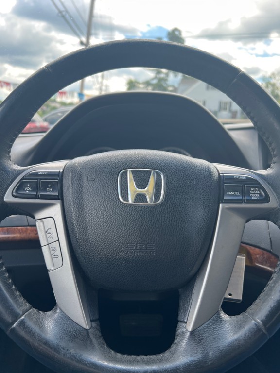 2011 Honda Accord Image 11
