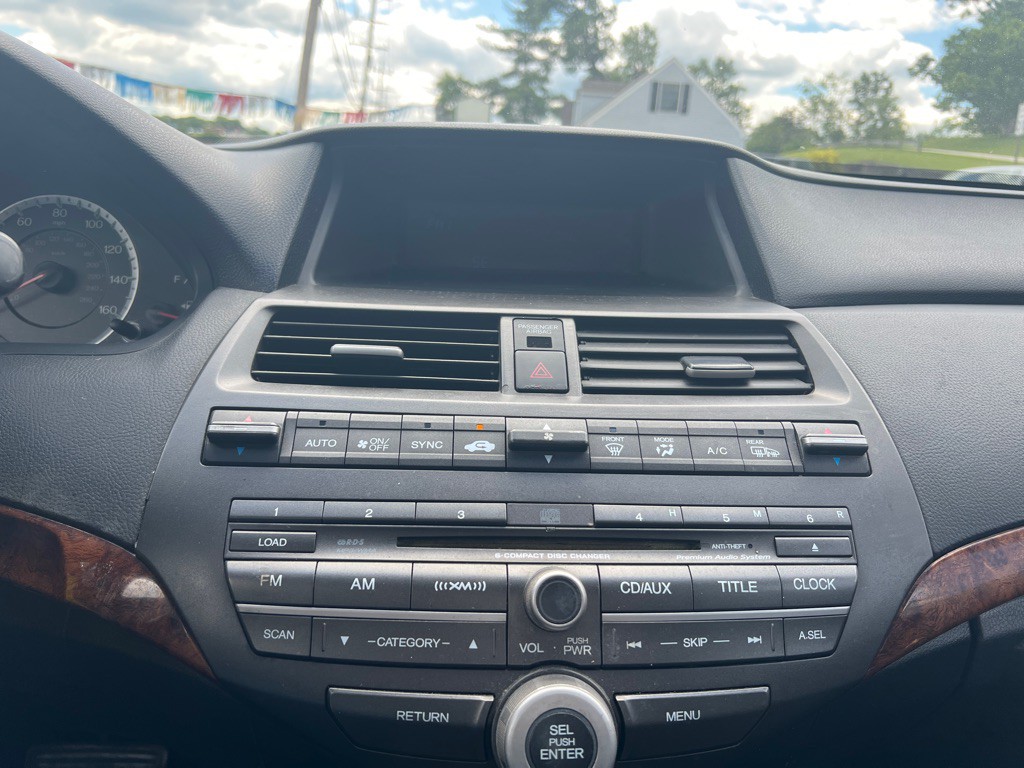 2011 Honda Accord Image 13