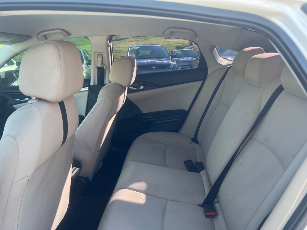 2018 Honda Civic Image 11
