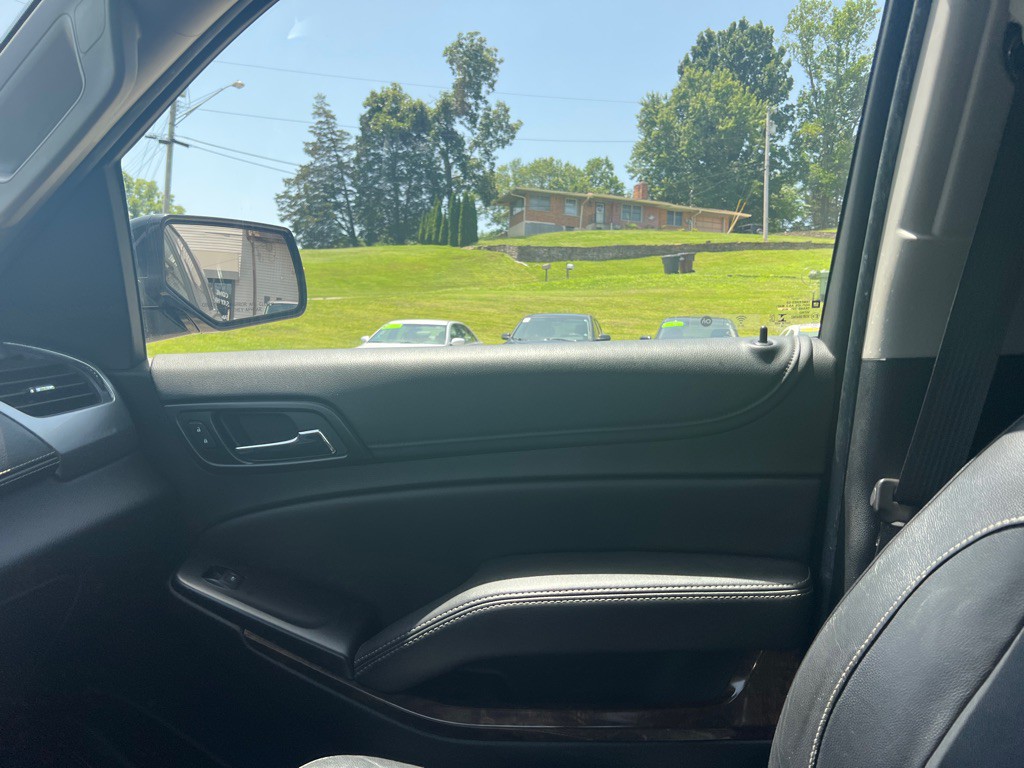 2019 Chevrolet Suburban Image 20