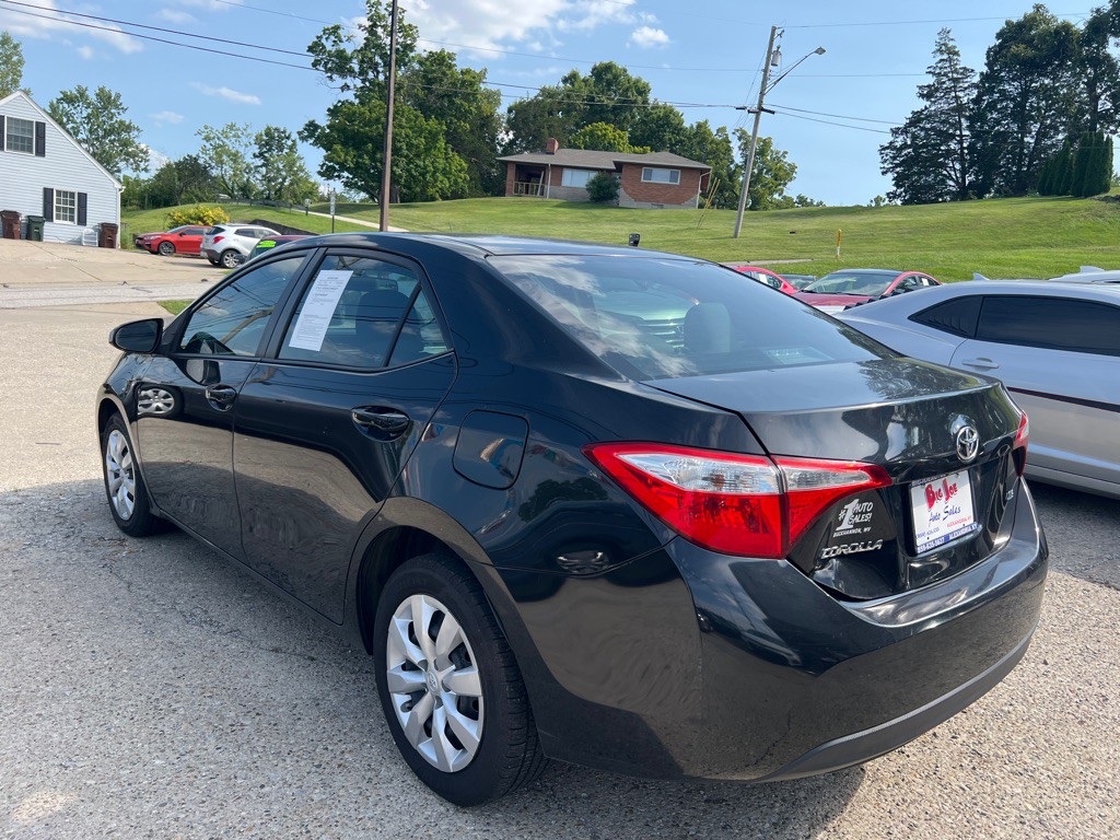 2016 Toyota Corolla Image 7