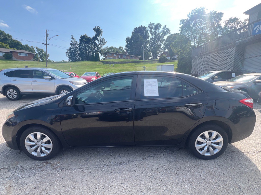 2016 Toyota Corolla Image 8